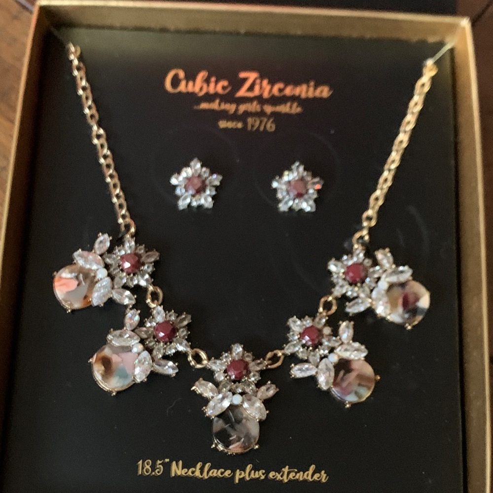 Gold and brown Cubic Zirconia Necklace Set